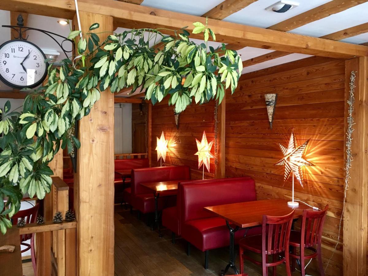 Hotel Restaurant Le Chamois Ancelle Kültér fotó