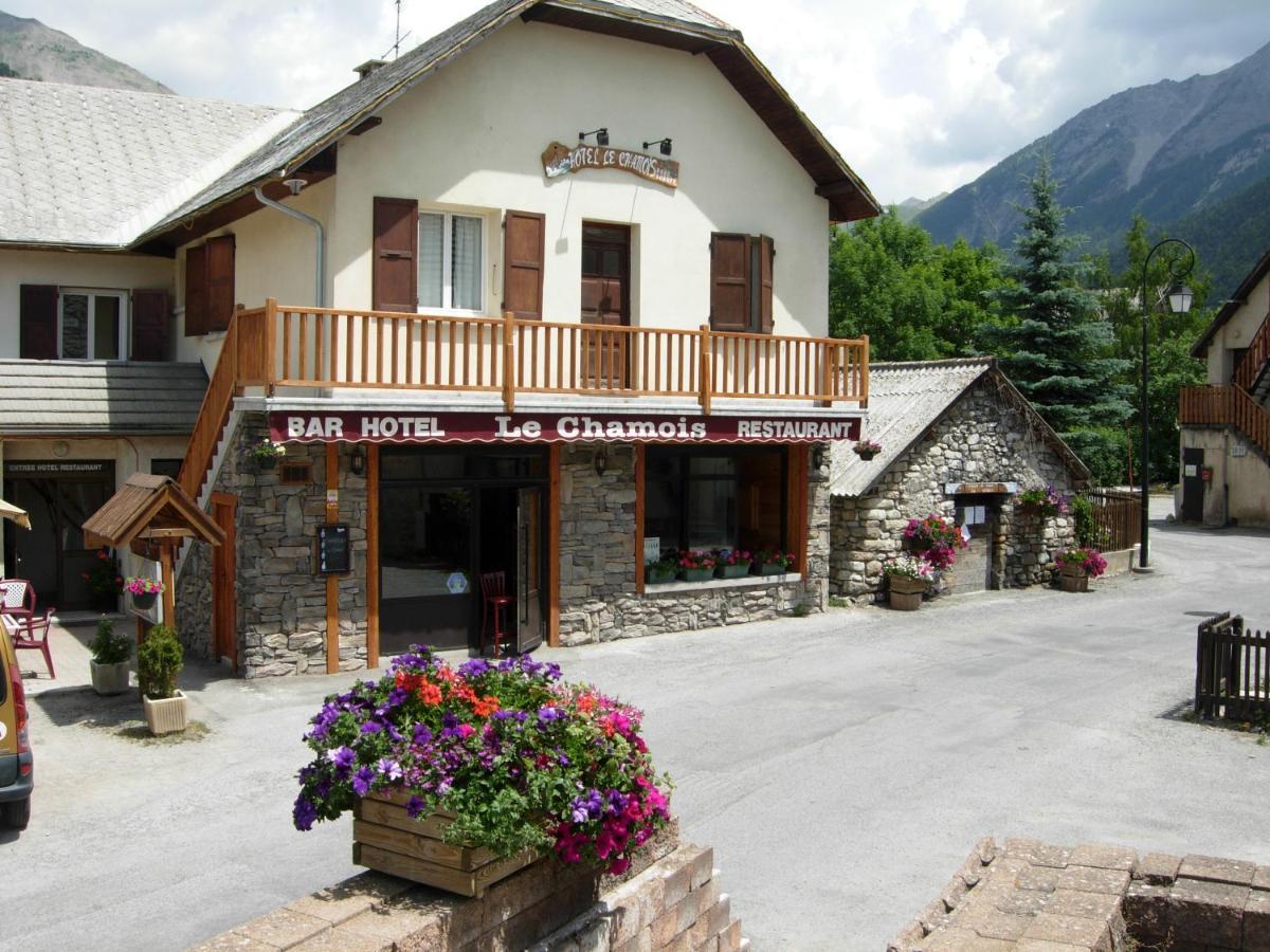 Hotel Restaurant Le Chamois Ancelle Kültér fotó