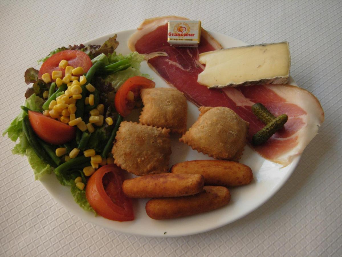Hotel Restaurant Le Chamois Ancelle Kültér fotó